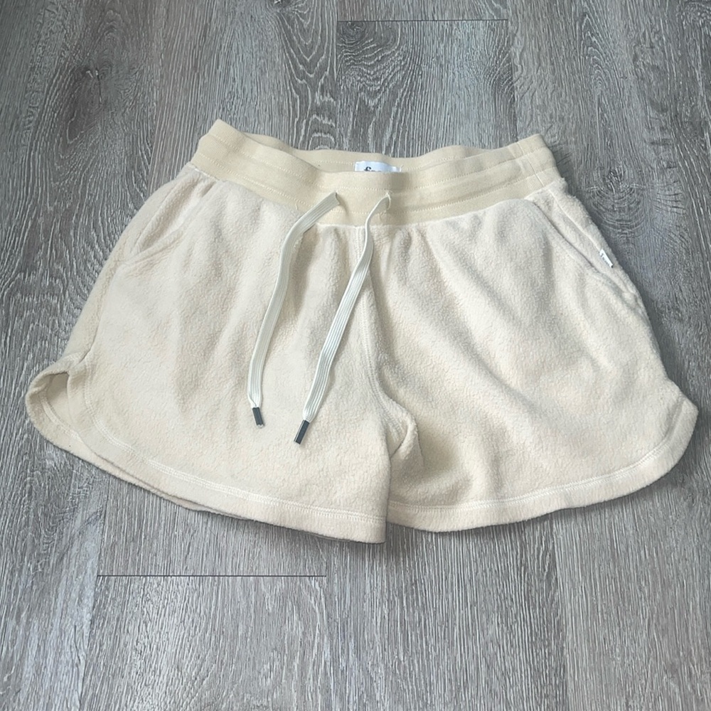 feat Blanketblend shorts tan size small